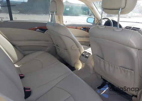 2005 Mercedes-Benz E 320 4Matic из США, поврежденный, VIN WDBUF82J65X175239